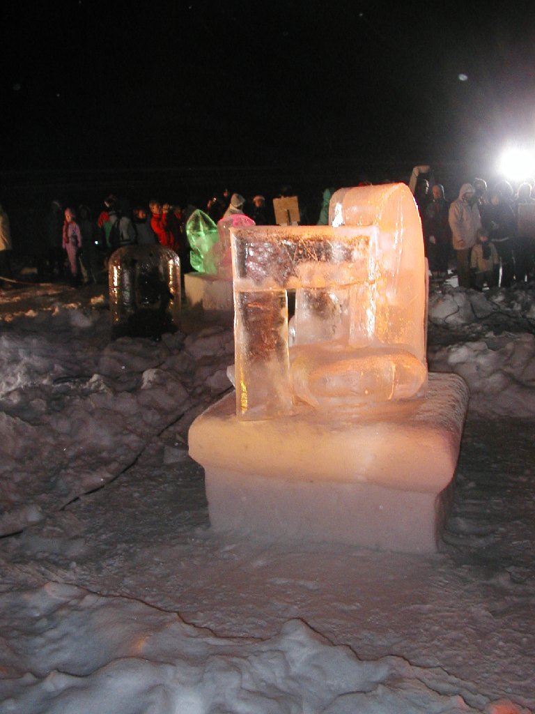 Statue de glace 2004 D.jpg