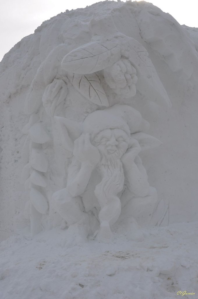 1101342 Sculptures sur neige.JPG - Sculptures sur neige