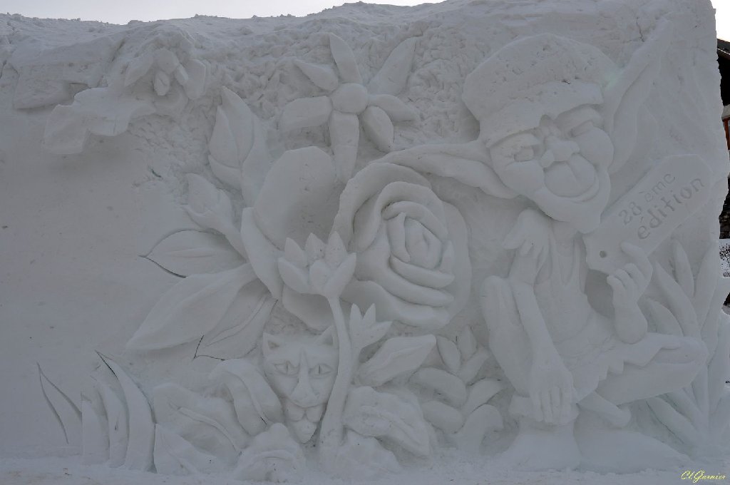 1101343 Sculptures sur neige.JPG - Sculptures sur neige