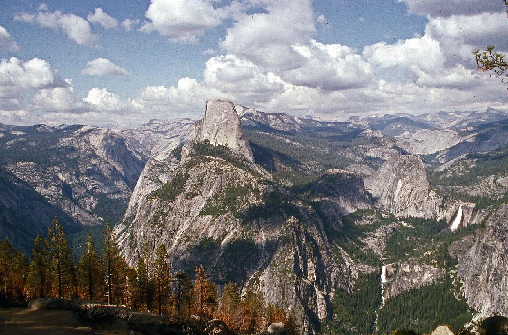 MA20-de-Anne-Schilling-Vue-de Glacier Point-Yosemite-Californie-USA-de-Etienne-Schilling.jpg